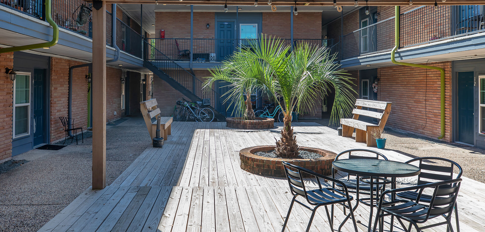 935 Byrne Apartments in Houston, TX